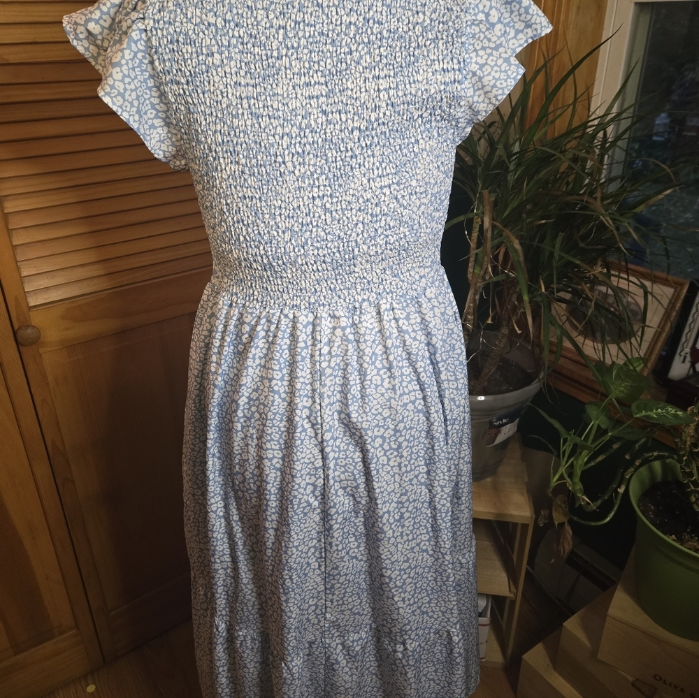 Blue And White Floral Women's Maxi Dress With Fluttered Shoulders Easter Spring - Picture 2 of 5